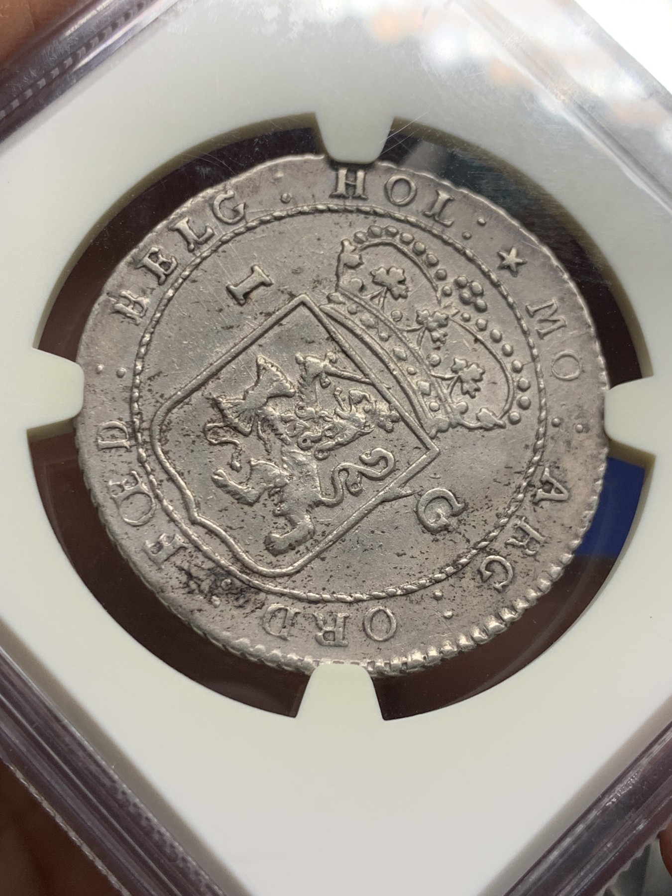 《竞宝斋》第240场-周日，周一 年终尾场 (全场包邮) NGC-AU58 荷属巴达维亚1802年帆船1盾银币，好状态老包浆