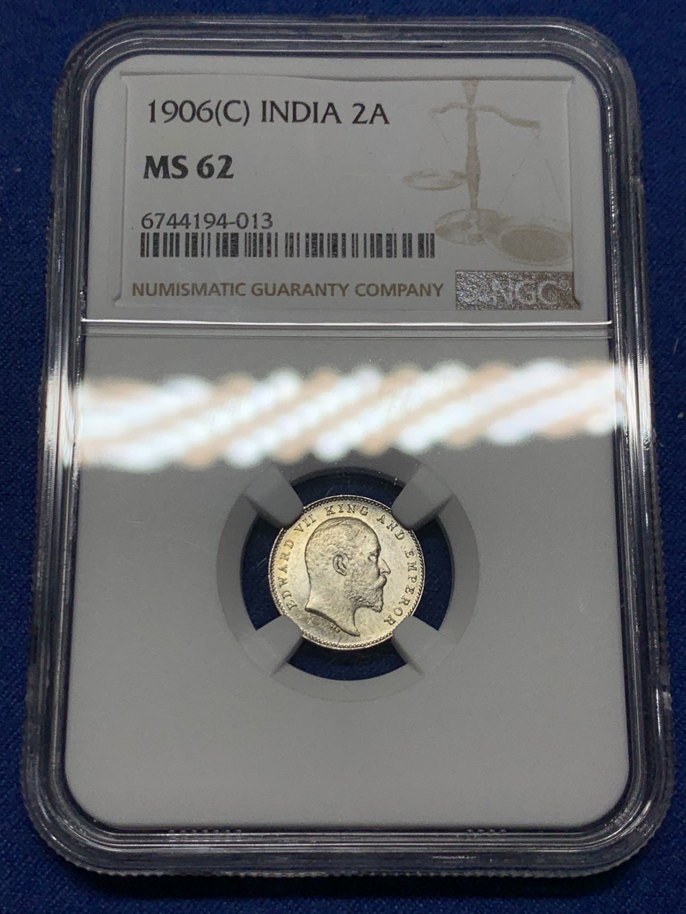 《竞宝斋》第240场-周日，周一 年终尾场 (全场包邮) NGC MS62 1906年C版 英属印度 爱七 2安娜 银币 原卷拆评级