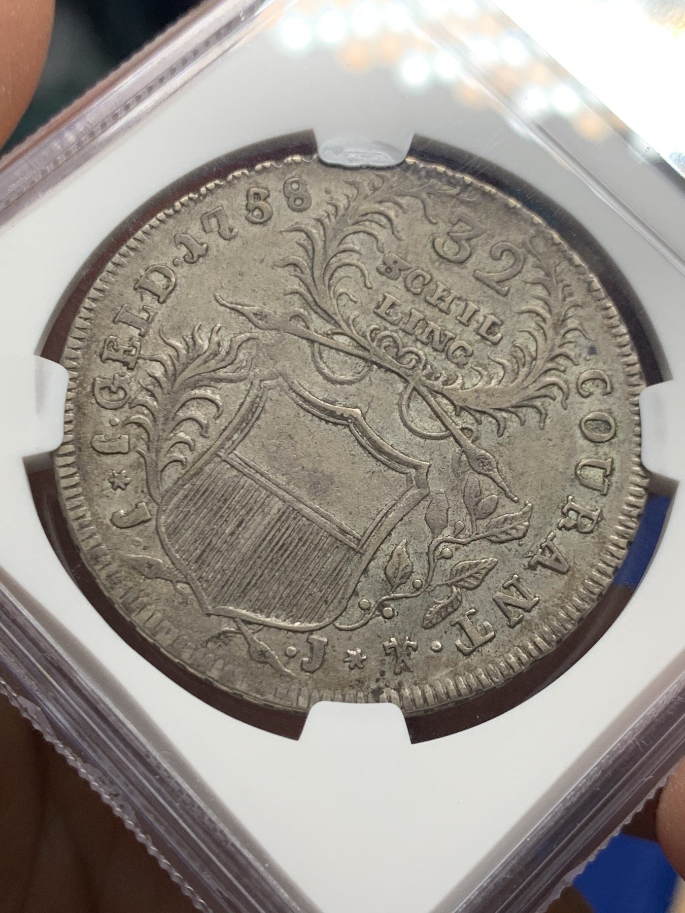 《竞宝斋》第240场-周日，周一 年终尾场 (全场包邮) NGC- XF45 德国 1758 吕贝克32先令银币 原味包浆 打制不错