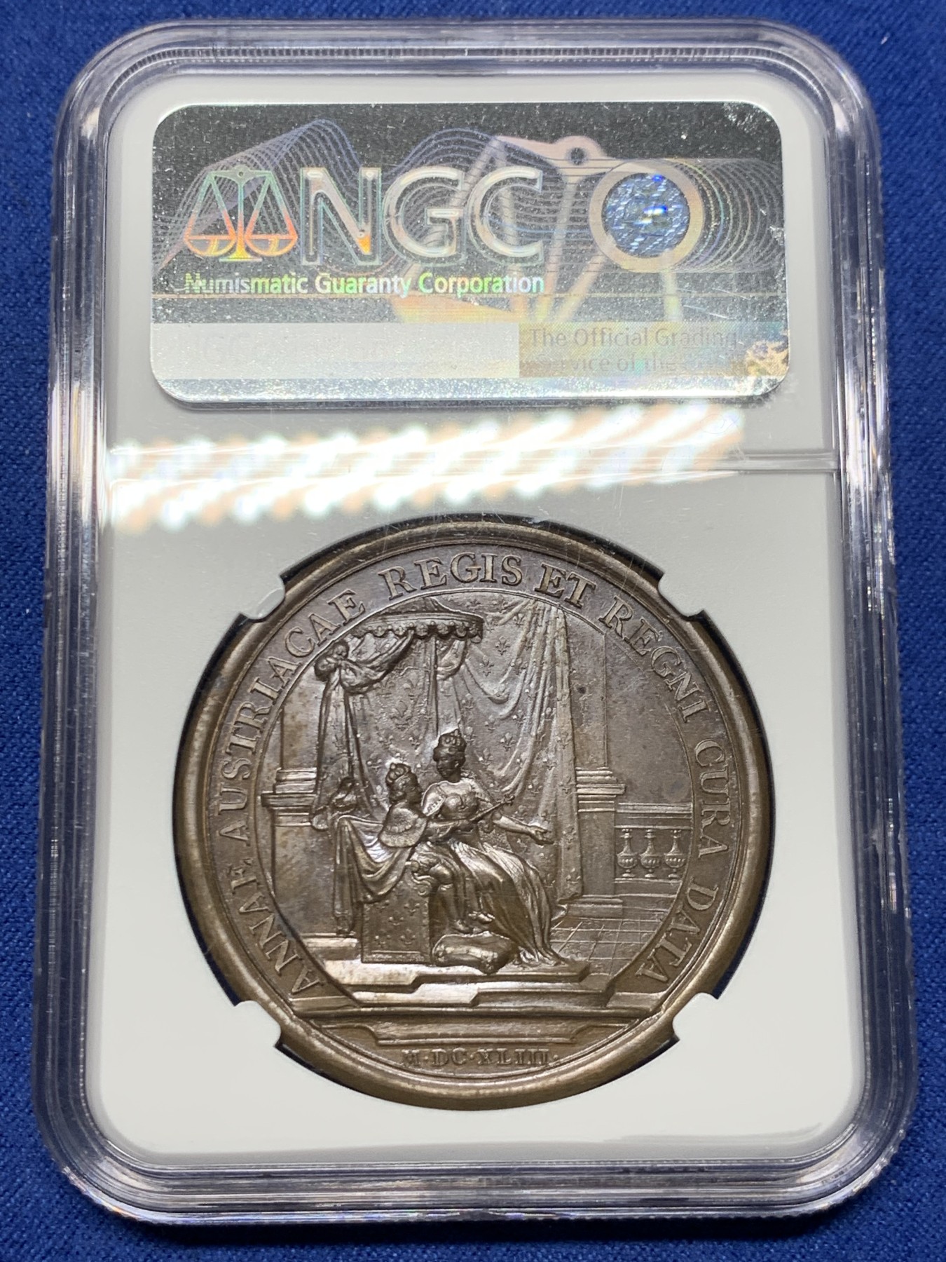 《竞宝斋》第240场-周日，周一 年终尾场 (全场包邮) 唯一冠军分 NGC MS64BN 法国1643年路易十四小孩版安妮摄政时期纪念大铜章