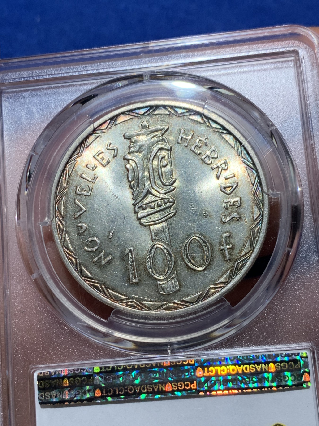 《竞宝斋》第240场-周日，周一 年终尾场 (全场包邮) PCGS金盾 MS63 新赫布底里1966年100法郎银币