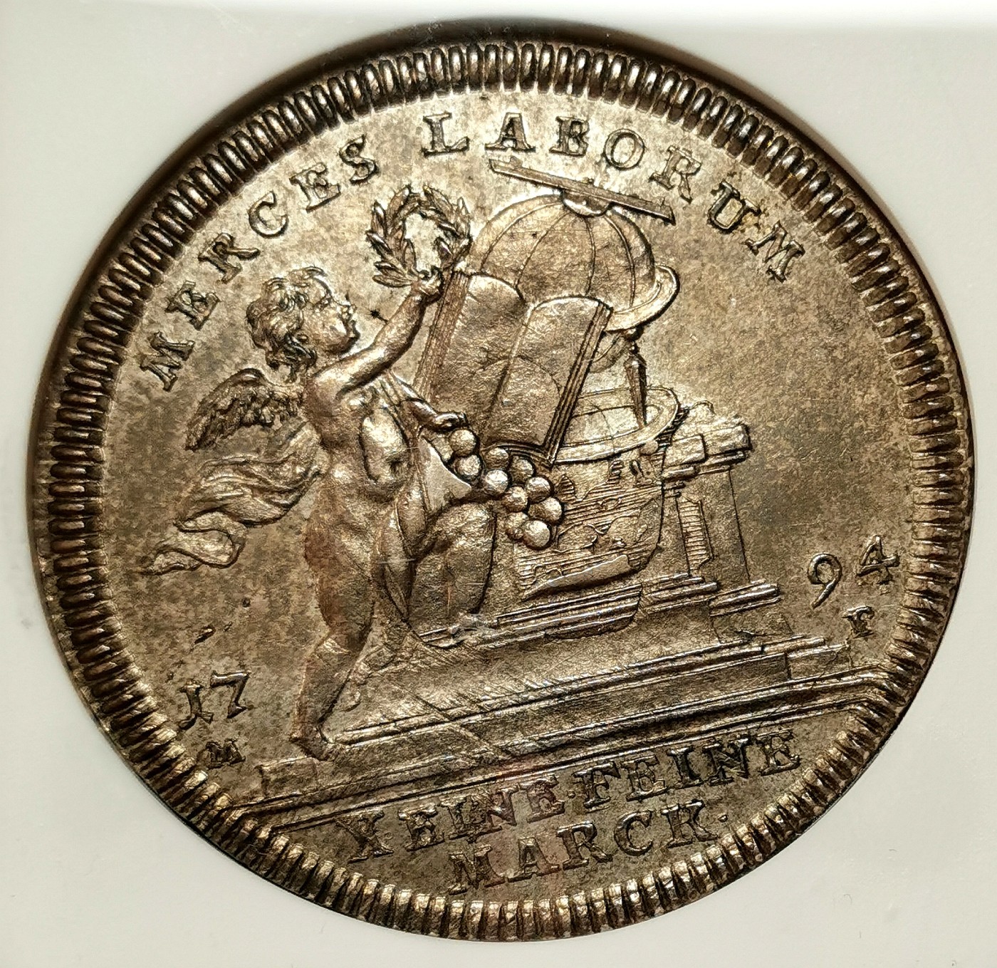 凡希社世界钱币微拍第二百六十期 荐！1794维尔茨堡采邑主教泰勒大银NGC-AU55，稀有品种，正面主教像刻画传神，背图小天使正向代表着知识的地球仪与书籍敬献花环，包浆淳熟味道极赞的一枚！