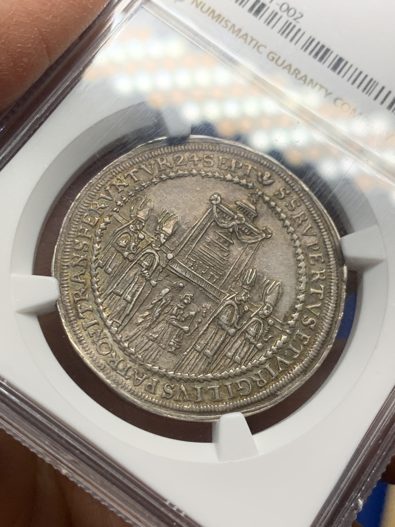 《竞宝斋》第240场-周日，周一 年终尾场 (全场包邮) NGC MS61 奥地利萨尔茨堡1628年萨尔茨堡大教堂落成纪念半泰勒银币 一年版