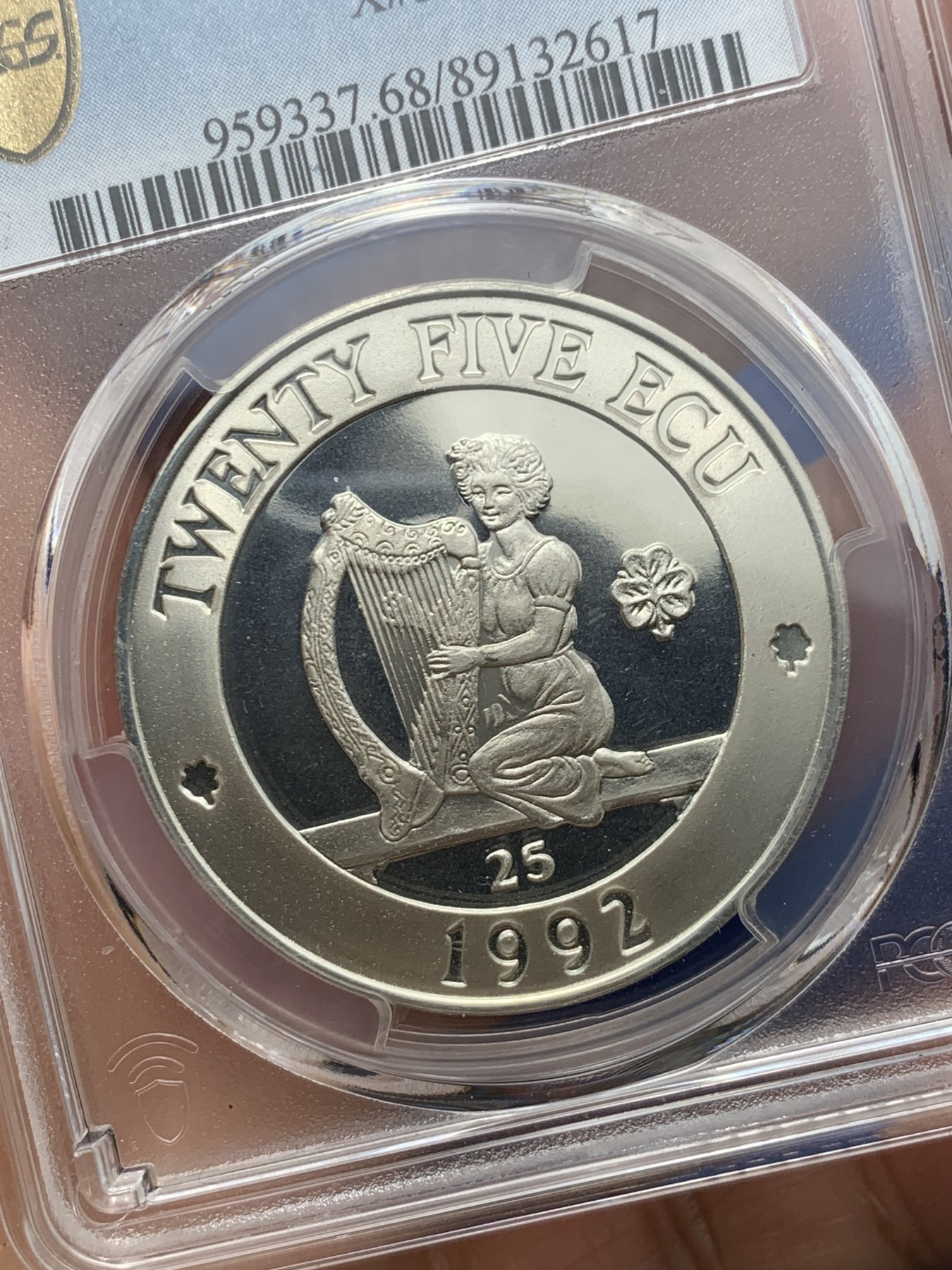 《竞宝斋》第240场-周日，周一 年终尾场 (全场包邮) PCGS金盾 PR68DCAM 北爱尔兰1992年25埃居精制大银币