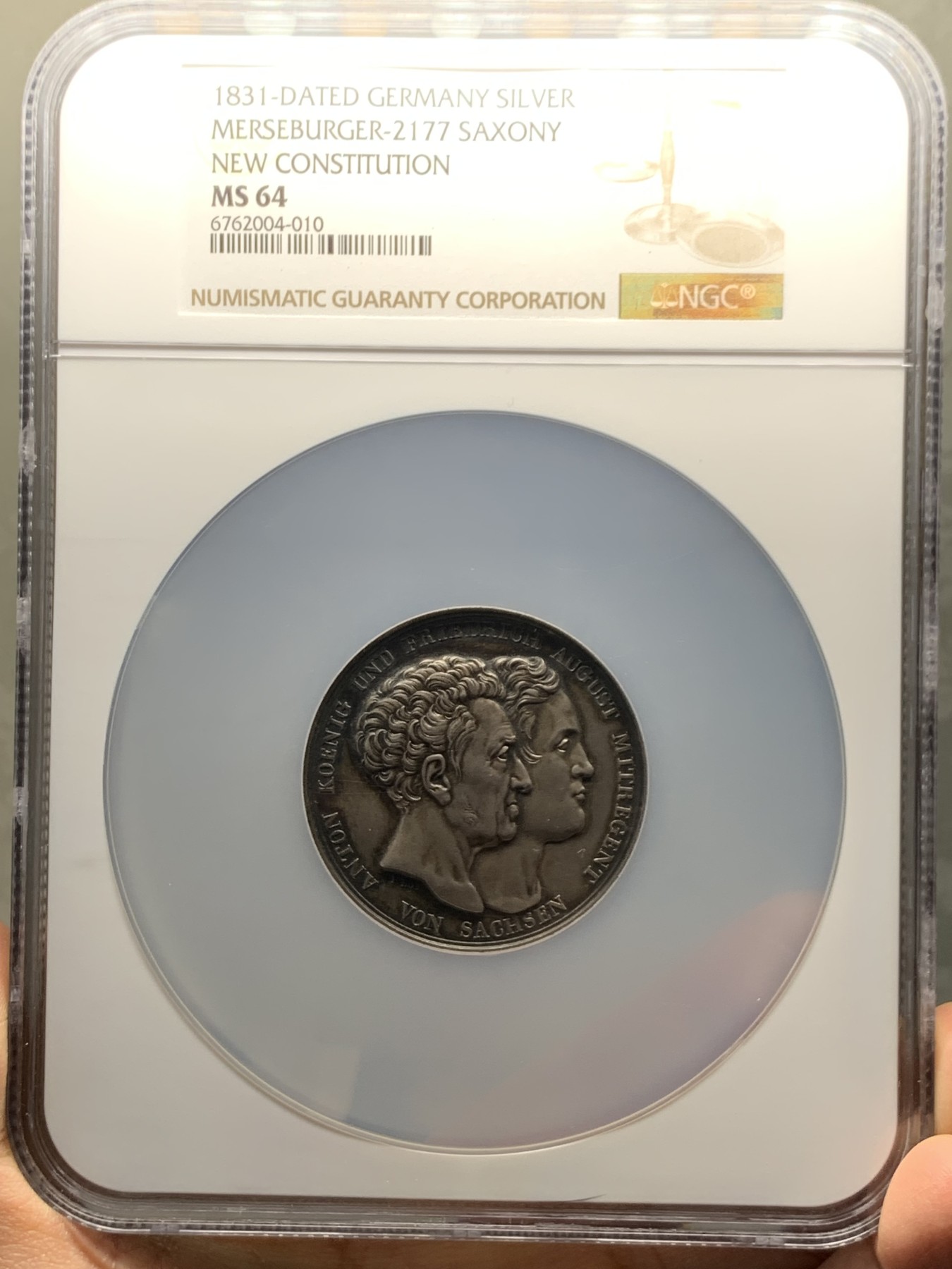 《竞宝斋》第240场-周日，周一 年终尾场 (全场包邮) NGC-MS64 1831 德意志萨克森邦国新宪法纪念大银章 浮雕状态与细节 胜过币不少 大规格大盒封装 此款确实少见