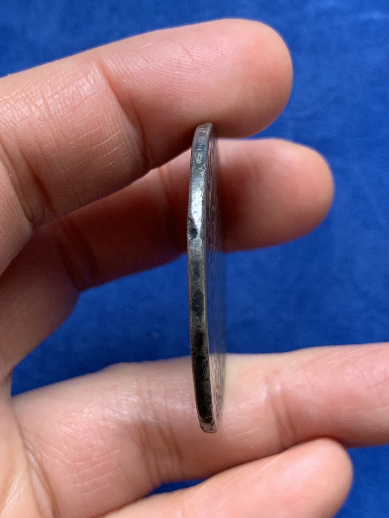 《竞宝斋》第240场-周日，周一 年终尾场 (全场包邮) 法国路易十五1735年埃居大银币 小孩头 细节还不错