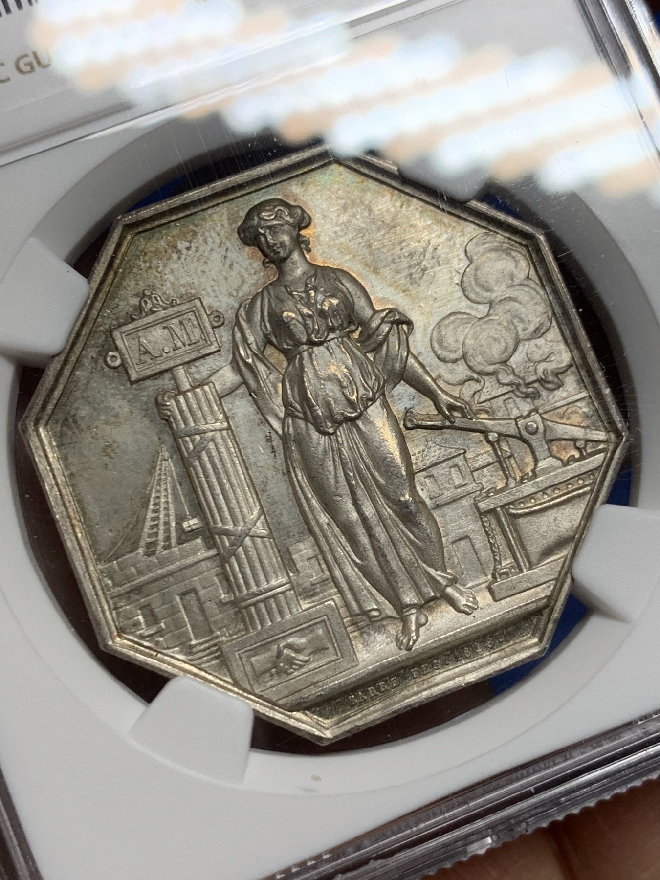 《竞宝斋》第240场-周日，周一 年终尾场 (全场包邮) NGC MS64 法国赛因保险八角银质代币 手指边铭银标 高品好状态 少见品种