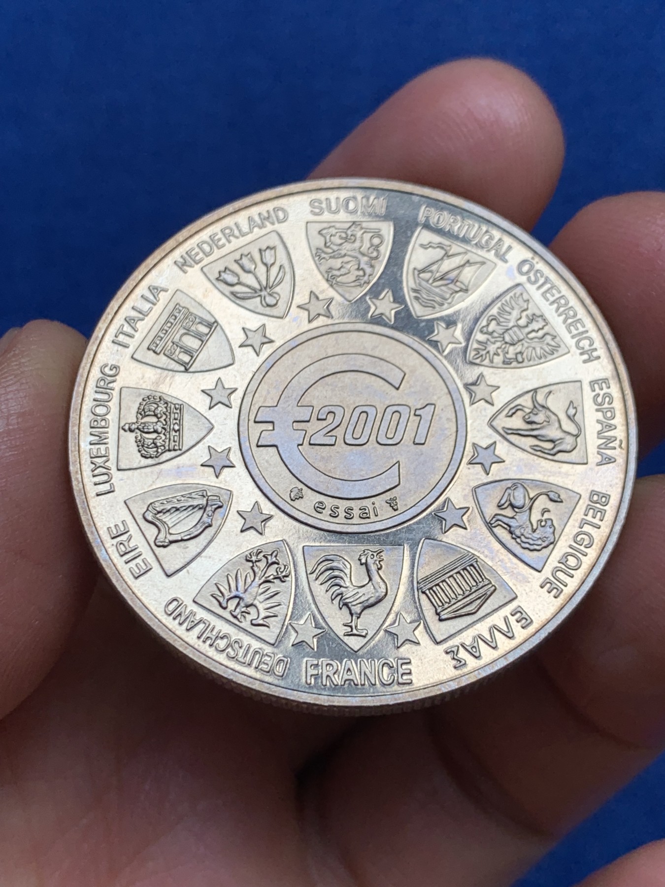 《竞宝斋》第240场-周日，周一 年终尾场 (全场包邮) 法国2001年播种纪念币 带样币刻字