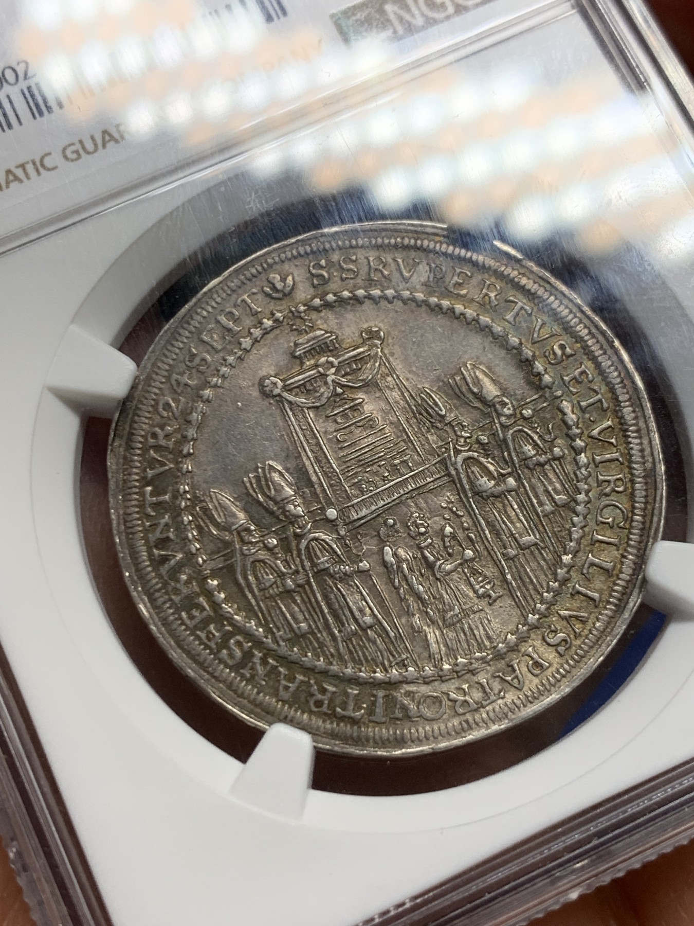 《竞宝斋》第240场-周日，周一 年终尾场 (全场包邮) NGC MS61 奥地利萨尔茨堡1628年萨尔茨堡大教堂落成纪念半泰勒银币 一年版