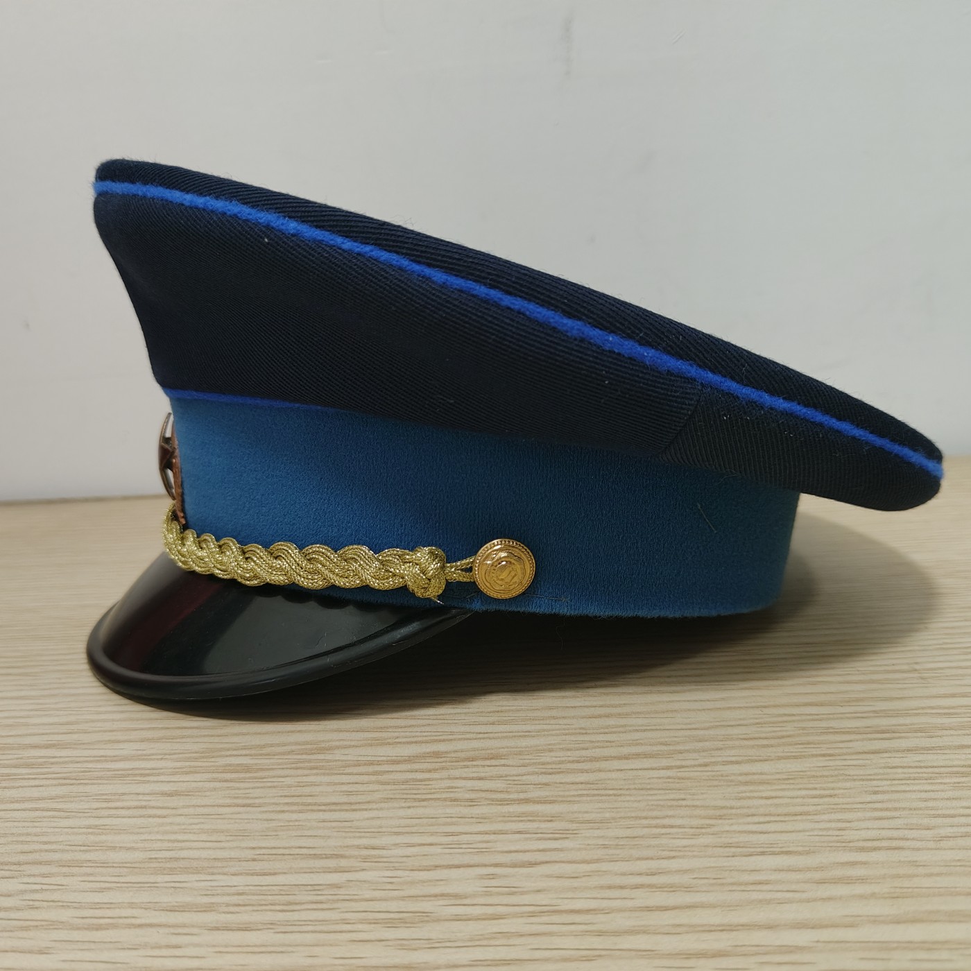 全场0元起拍 第129期 咸鱼国勋章拍卖专场 2月4日（周日）下午6：00开始 匈牙利警察军官大檐帽 55CM