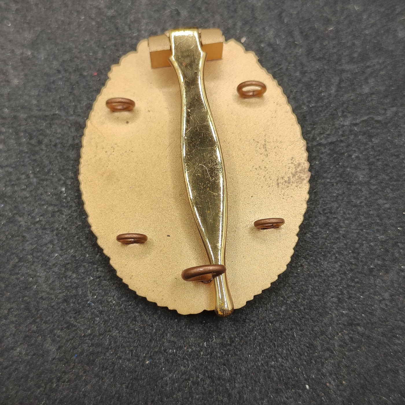 全场0元起拍 第129期 咸鱼国勋章拍卖专场 2月4日（周日）下午6：00开始 日本警察功绩章