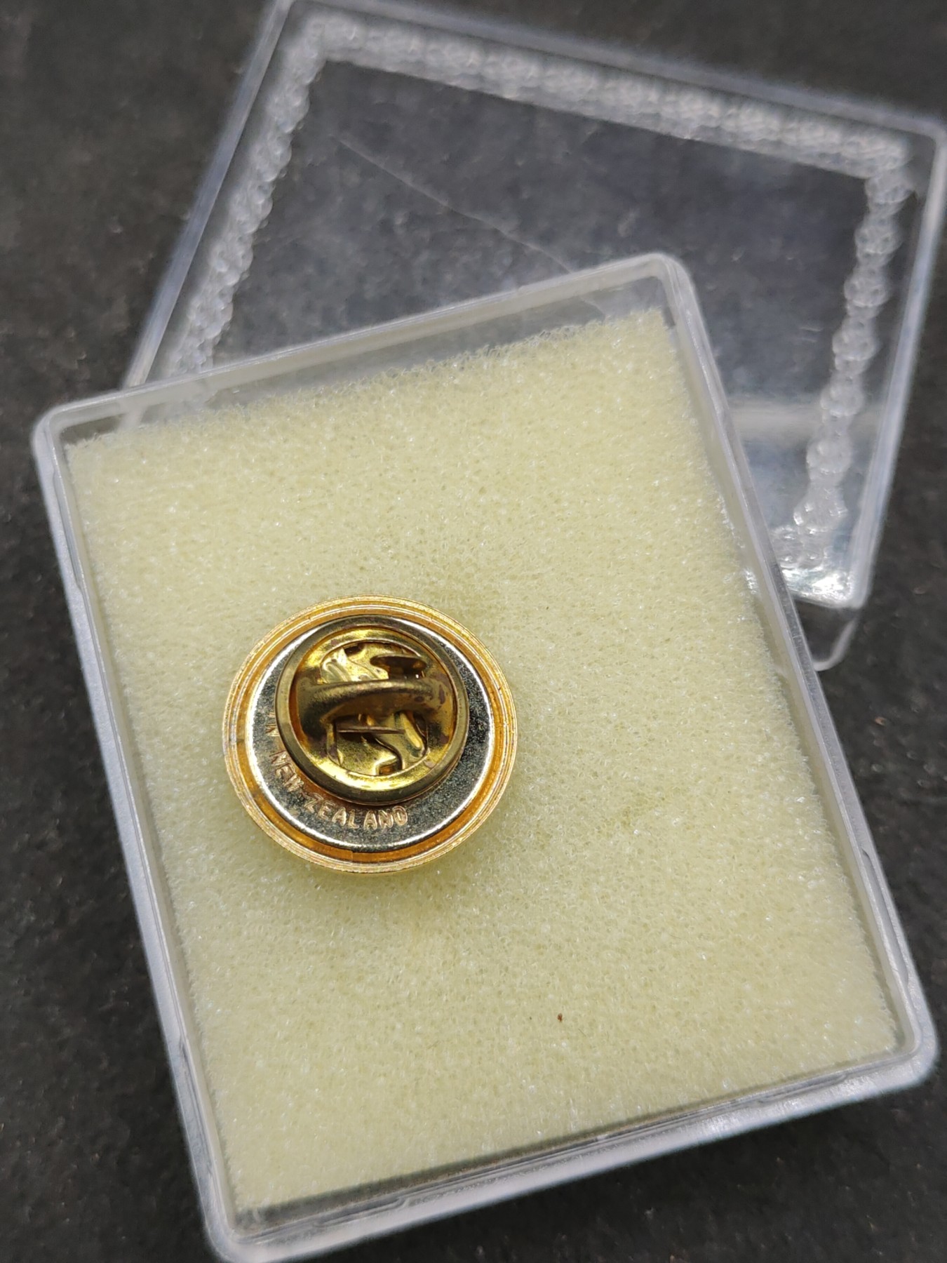 全场0元起拍 第129期 咸鱼国勋章拍卖专场 2月4日（周日）下午6：00开始 新西兰理工学院徽章