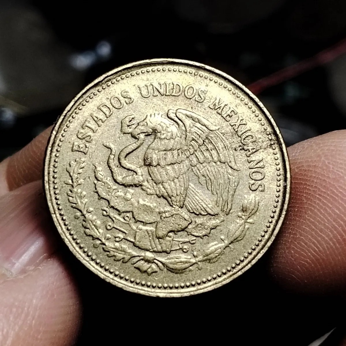 240130 墨西哥20比索厚铜币 年份随机21mm
