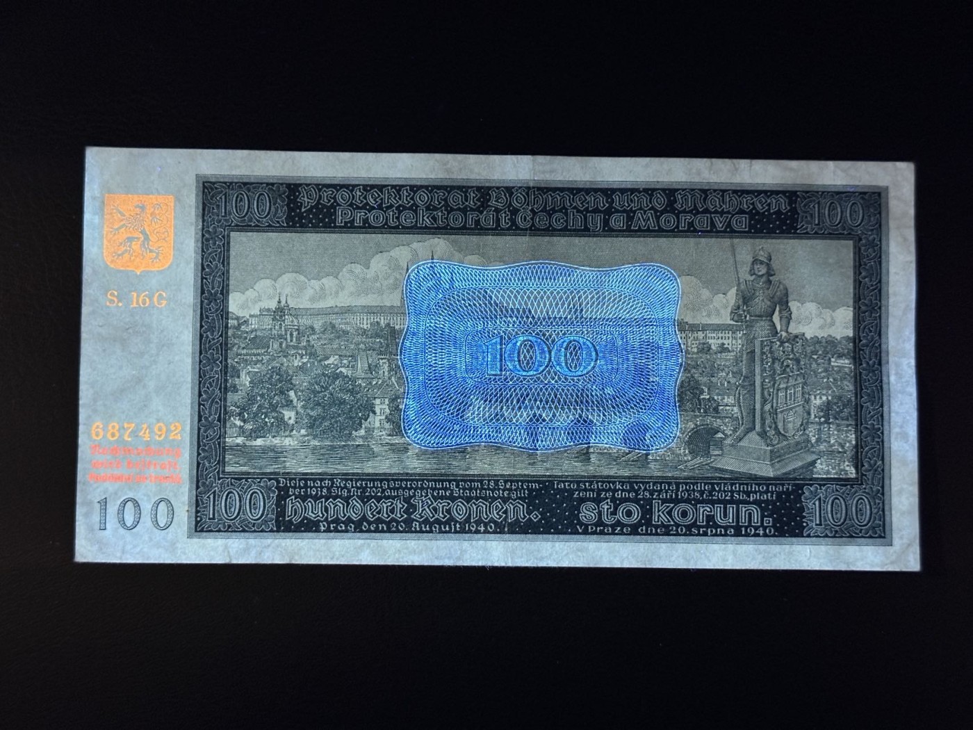 第三十六场！（本期有pmg记录仅两枚的顶级高货） 波西米亚1940年100克朗实钞！！荧光漂亮！风景大气！品相unc-au！