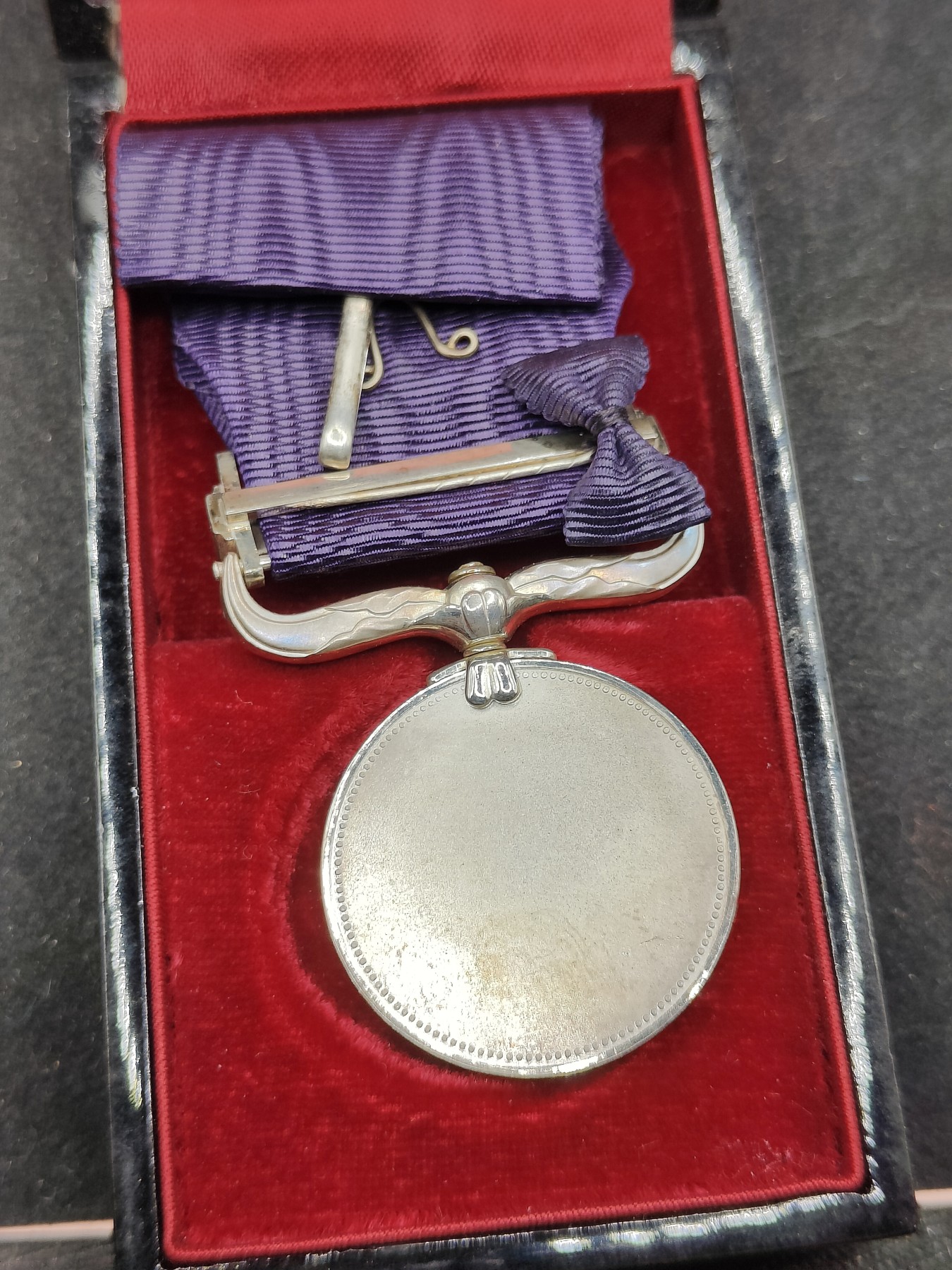 全场0元起拍 第129期 咸鱼国勋章拍卖专场 2月4日（周日）下午6：00开始 日本绀授褒章 银制带盒略