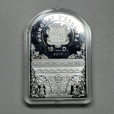 康怡轩钱币【安道尔+西班牙+拉脱维亚+刚果+瑞士+奥地利 纪念币专场】第251014期 2011年安道尔发行达芬奇小考博麦当娜彩色精制纪念银币  原盒原证  1枚