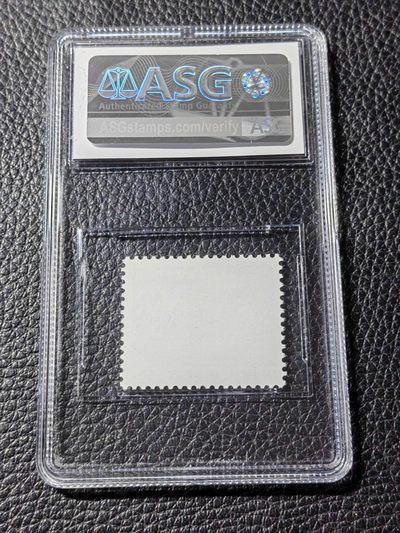 洪涛臻品批发群 精选邮票限时拍卖第1154期  【精品95冠军分】普无号 枣园  一枚 ASG95OP， 冠军分，配套必备，95分非常难得，普无号95套拍卖成交价1万四五，每一枚95分都值得珍惜