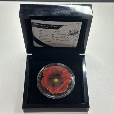 康怡轩钱币【以色列+葡萄牙+库克+澳大利亚+芬兰】第251003期  2017年库克群岛发行罂栗花5库克元异形彩色纪念银币  1枚