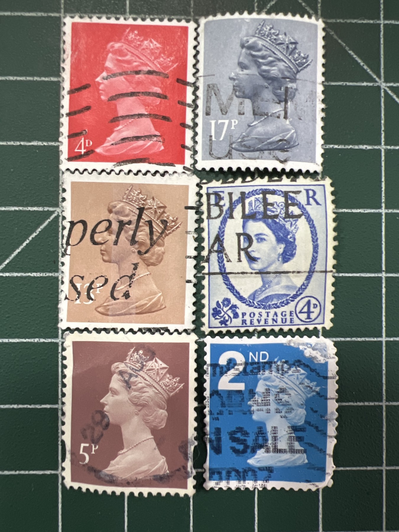 第533期  邮票专场 （无押金，捡漏，全场50包邮，偏远地区除外，接收代拍业务） 女王邮票33