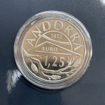 康怡轩钱币【安道尔+西班牙+拉脱维亚+刚果+瑞士+奥地利 纪念币专场】第251014期 2022年安道尔发行卡塞耶斯圣霍安教堂及松鼠2.5欧元铜镍合金套币  2枚