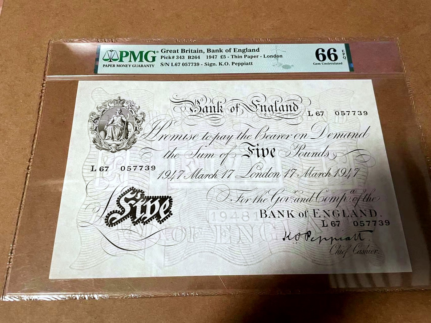 【Blue Auction】✨世界纸币精拍第430期——苍老师专场 PART3 英国 1947年5镑 超大票幅 白色英镑 PMG66EPQ 