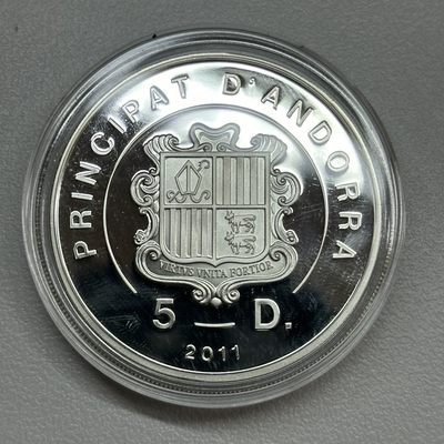 康怡轩钱币【安道尔+西班牙+拉脱维亚+刚果+瑞士+奥地利 纪念币专场】第251014期 2011年安道尔发行圣诞节彩色精制纪念银币  1枚