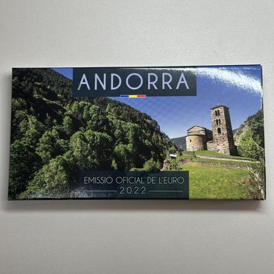 康怡轩钱币【安道尔+西班牙+拉脱维亚+刚果+瑞士+奥地利 纪念币专场】第251014期 2022年安道尔发行卡塞耶斯圣霍安教堂及松鼠2.5欧元铜镍合金套币  2枚