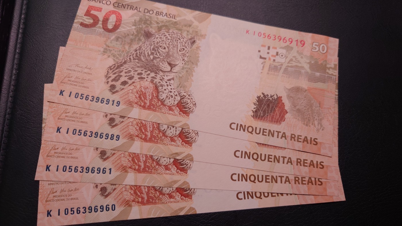 【世界钱币】精选微拍第91期暨2024年第二期 混合场 2010年巴西50里亚尔 全新绝品无47尾号6919