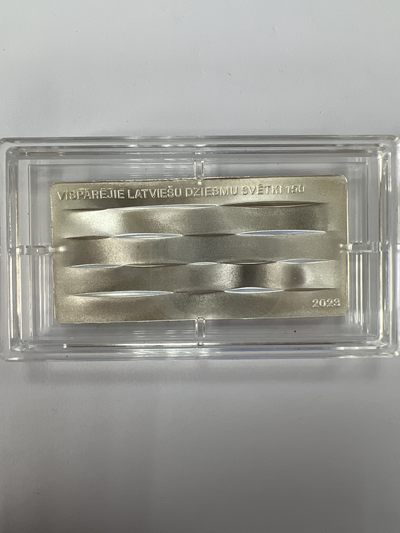 康怡轩钱币【安道尔+西班牙+拉脱维亚+刚果+瑞士+奥地利 纪念币专场】第251014期 2023年拉脱维亚发行扣人心弦的歌曲5欧元局部彩色矩形精制纪念银币