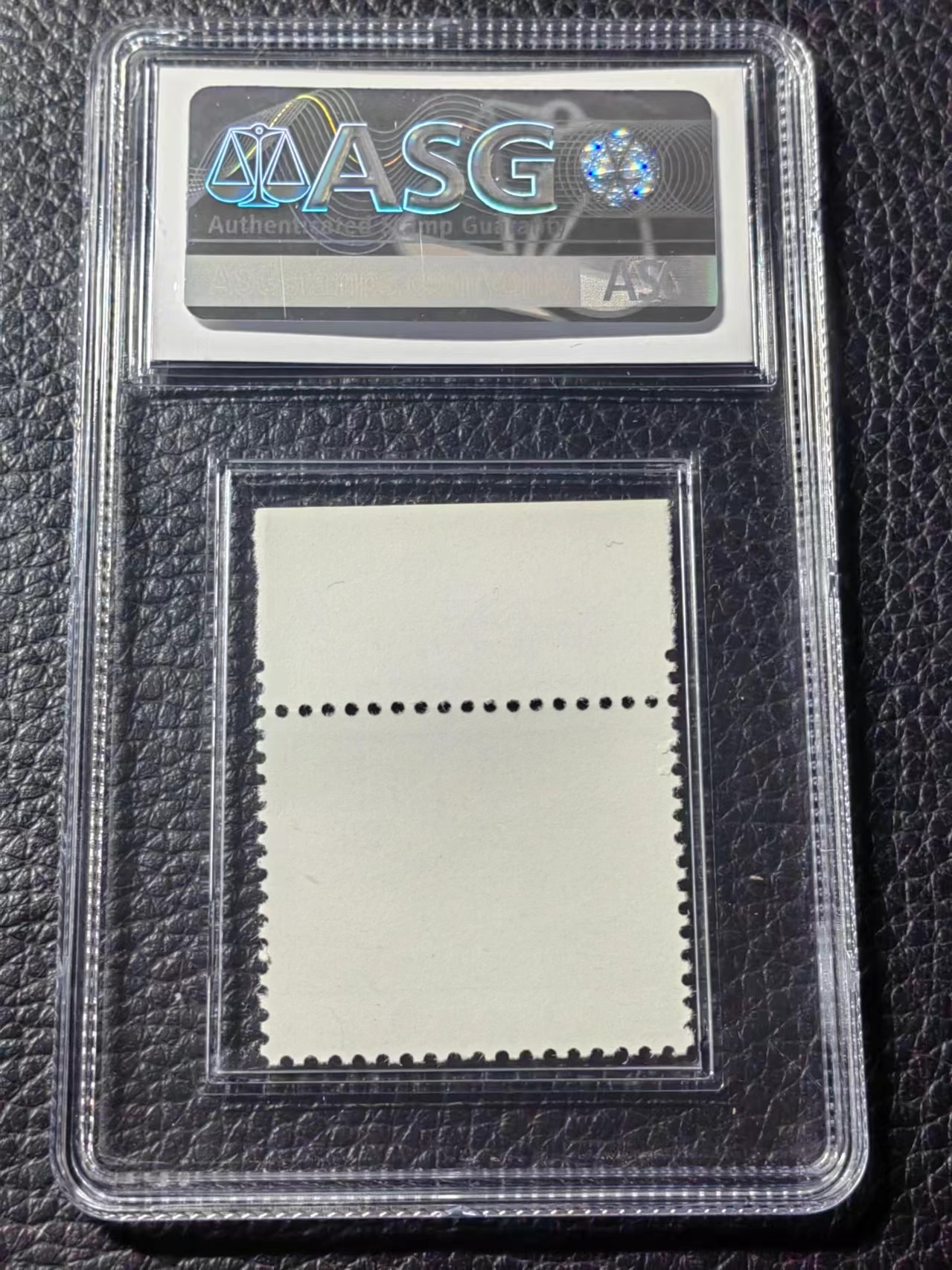 洪涛臻品批发群 精选邮票限时拍卖第五百一十九期  【精品95冠军分】普无号 宝塔山 上厂名一枚 ASG95OP， 冠军分，配套必备，厂名95分非常难得，三俗稀缺货，普无号95套拍卖成交价1万四五，每一枚95分都值得珍惜