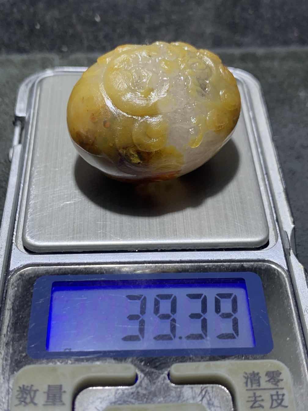 精美亚光冰飘战国红玛瑙手工雕刻大黑天黄财神大勒子（把件/吊坠）一个