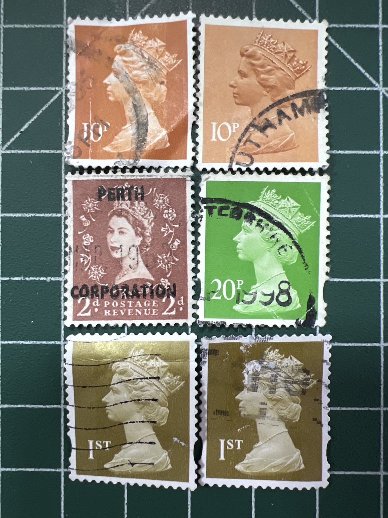 第533期  邮票专场 （无押金，捡漏，全场50包邮，偏远地区除外，接收代拍业务） 女王邮票43