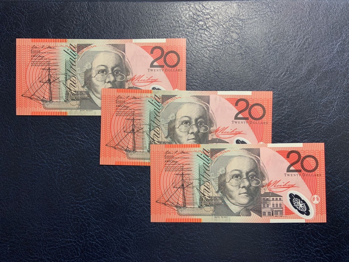 收藏联盟Quantum Auction 第322期拍卖  澳大利亚2008年20元三张 品相全新UNC 早期年份
