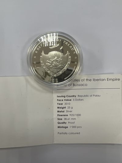康怡轩钱币【新加坡+不丹+澳门+帕劳+美国+蒙古 纪念币专场】第251010期  2010年帕劳发行1810年9月27日巴斯战役5元彩色精制纪念银币（原证）