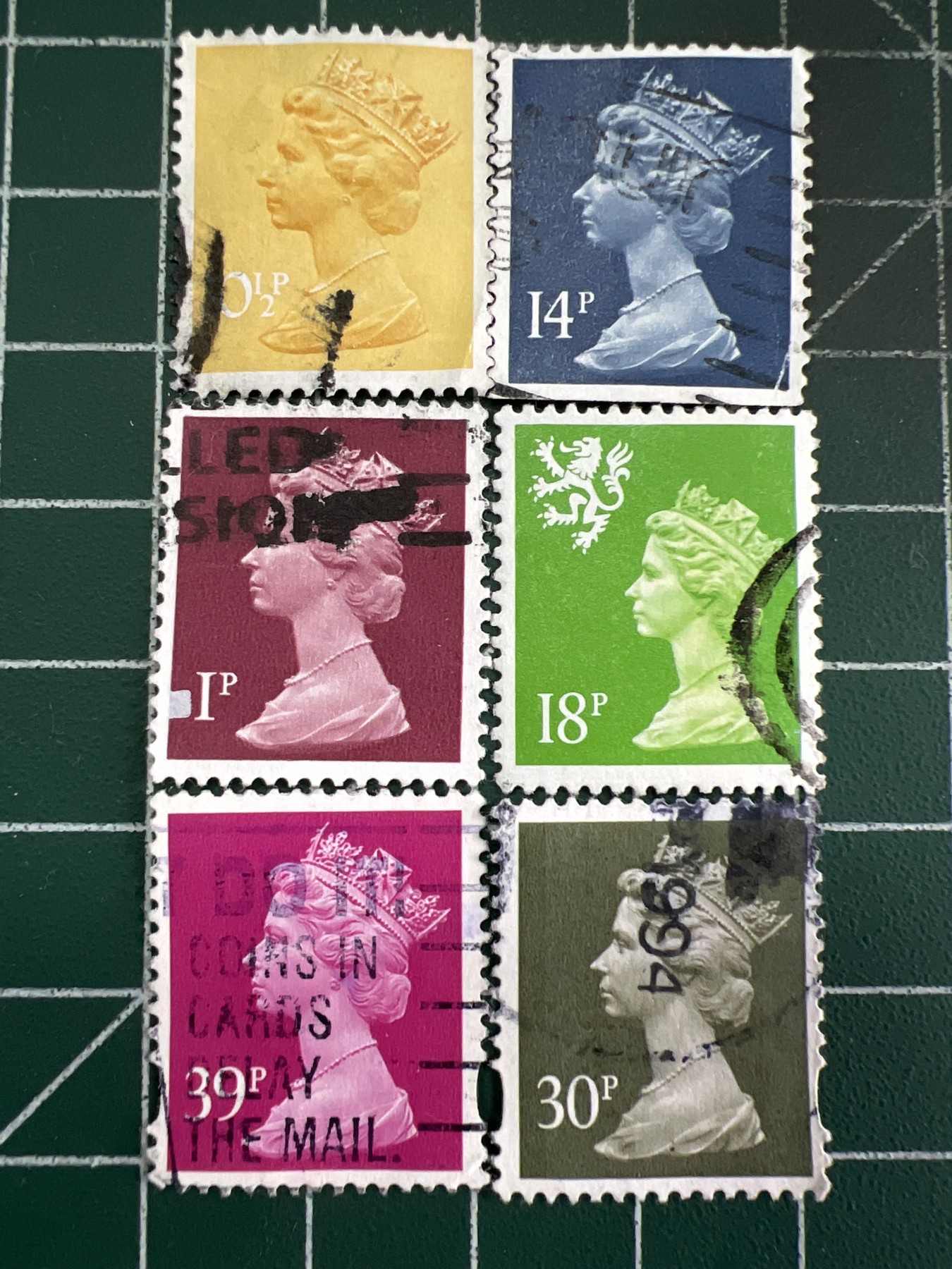 第707期 邮票、明信片专场 （无押金，捡漏，全场50包邮，偏远地区除外，接收代拍业务，本店十天发一次货） 女王邮票33