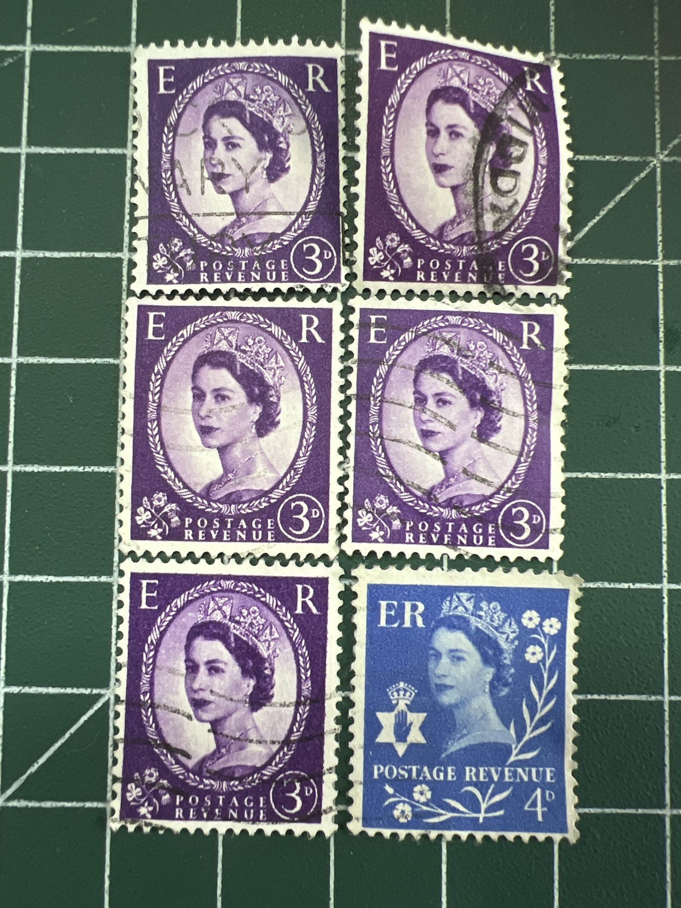 第529期  邮票专场 （无押金，捡漏，全场50包邮，偏远地区除外，接收代拍业务） 女王邮票