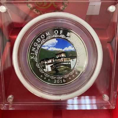 康怡轩钱币【新加坡+不丹+澳门+帕劳+美国+蒙古 纪念币专场】第251010期  2016年不丹发行生肖猴1盎司超高浮雕精制纪念银币 白斑氧化