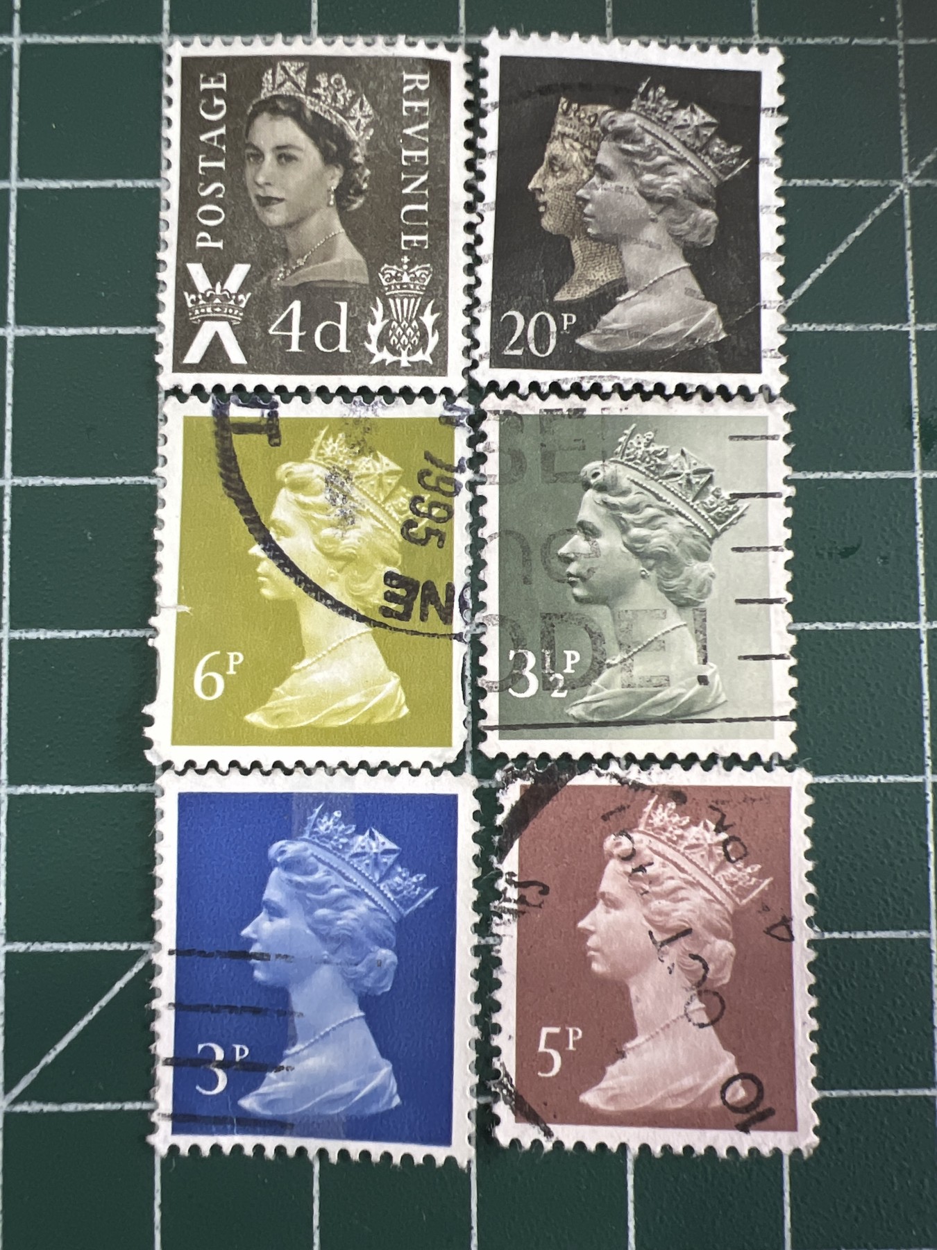 第529期  邮票专场 （无押金，捡漏，全场50包邮，偏远地区除外，接收代拍业务） 女王邮票