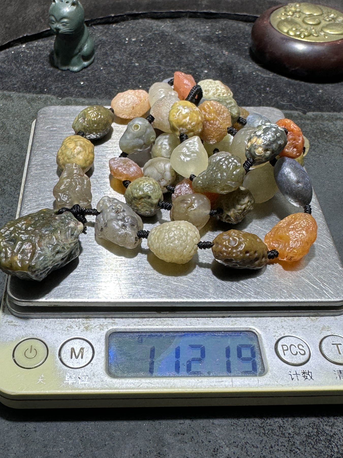 精美戈壁大颗粒高圆度青花筋脉石项链一条，