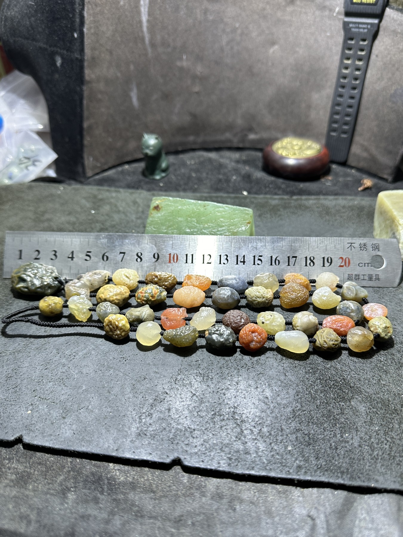 精美戈壁大颗粒高圆度青花筋脉石项链一条，