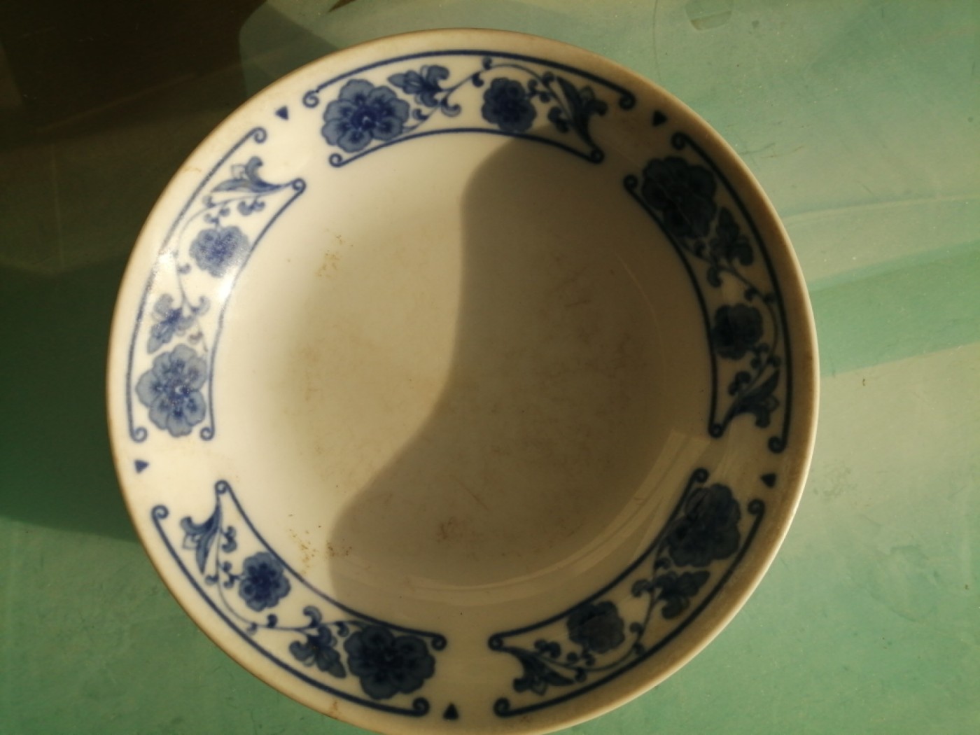老房子瓷盘一个