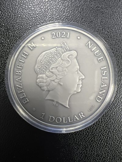 康怡轩钱币【俄罗斯+纽埃+新西兰+基里巴斯+德国 专场】第251001期   2021年纽埃神秘的灭绝动物系列-鬃吸蜜鸟彩色高浮雕仿古纪念银币（原盒原证）