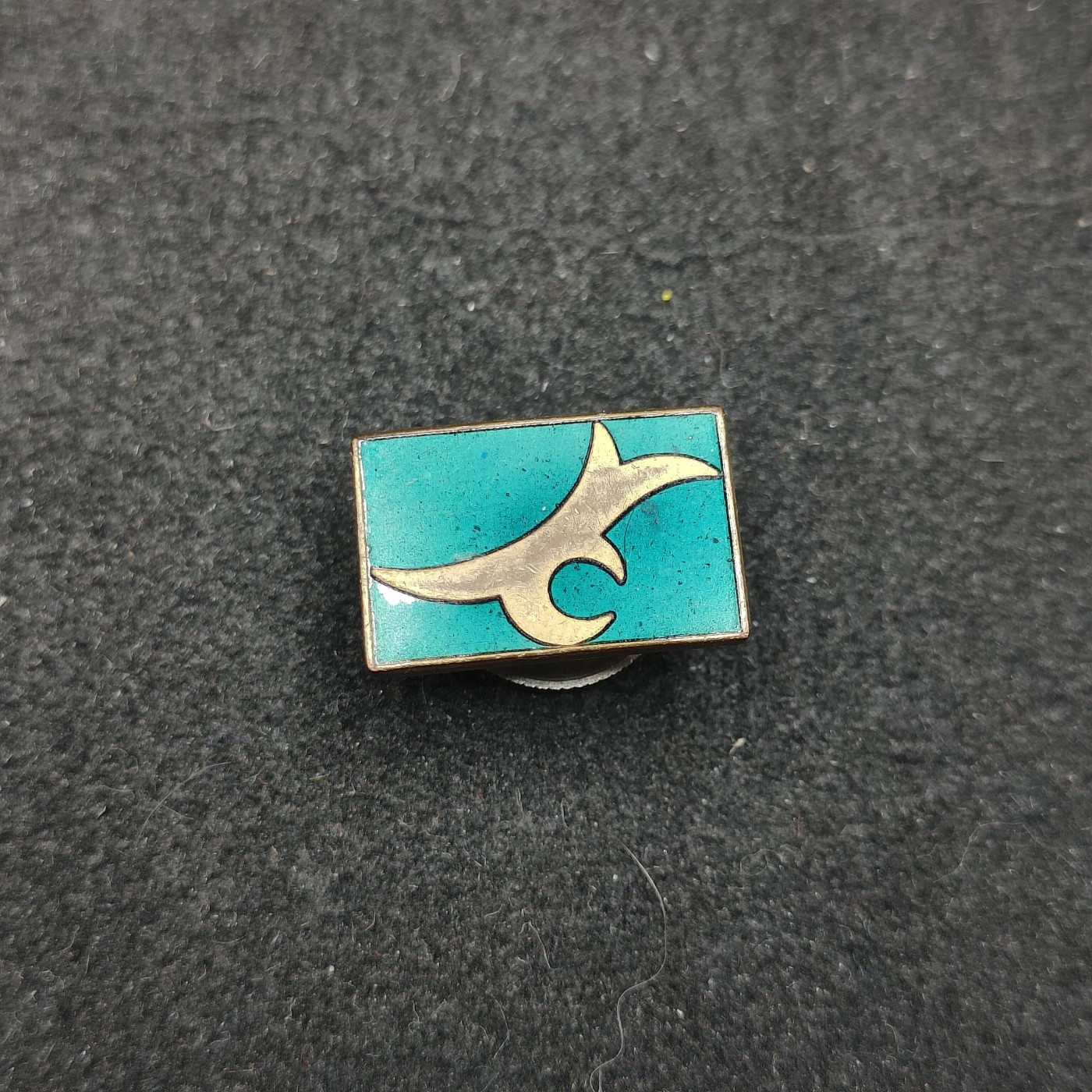 全场0元起拍 第131期 咸鱼国勋章拍卖专场 2月11日（周日）下午6：00开始 日本珐琅徽章