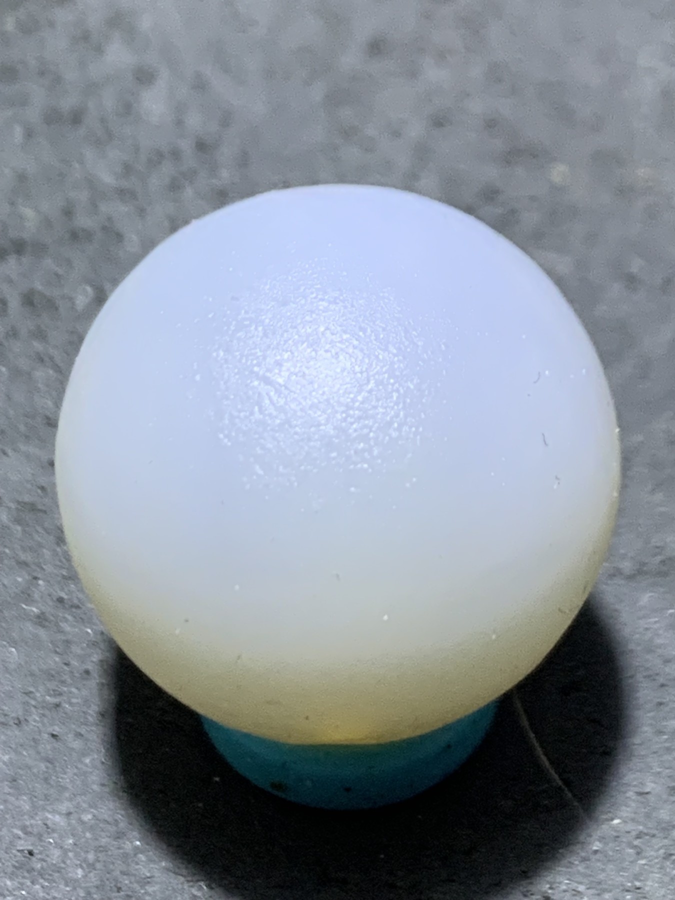 精美高玉化亚光海洋玉髓手工俏色巧雕太阳花随形圆珠一个