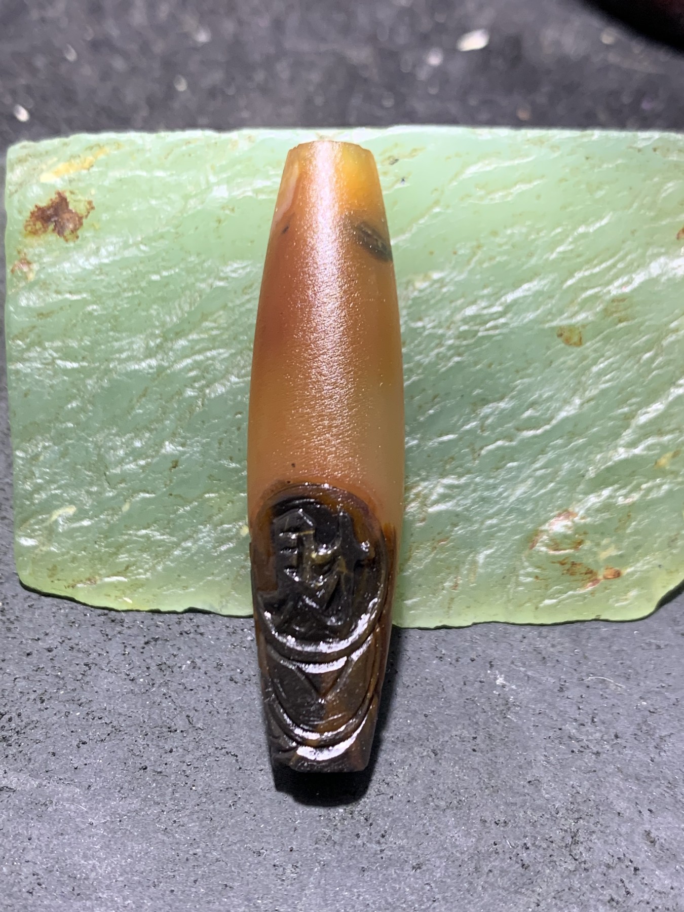 精美亚光高玉化巴西玛瑙手工俏色巧雕财字桶珠一个！