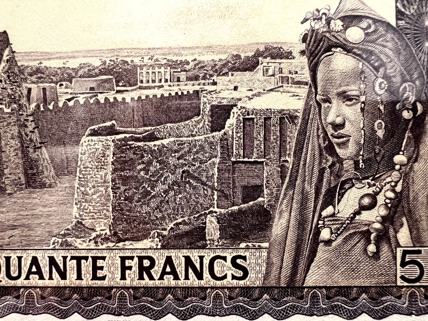 【Blue Auction】✨世界纸币精拍第432期——新年首拍 【无47】马里 1960年 50法郎 马里新娘在古城旁凝视 画面唯美 PMG66EPQ