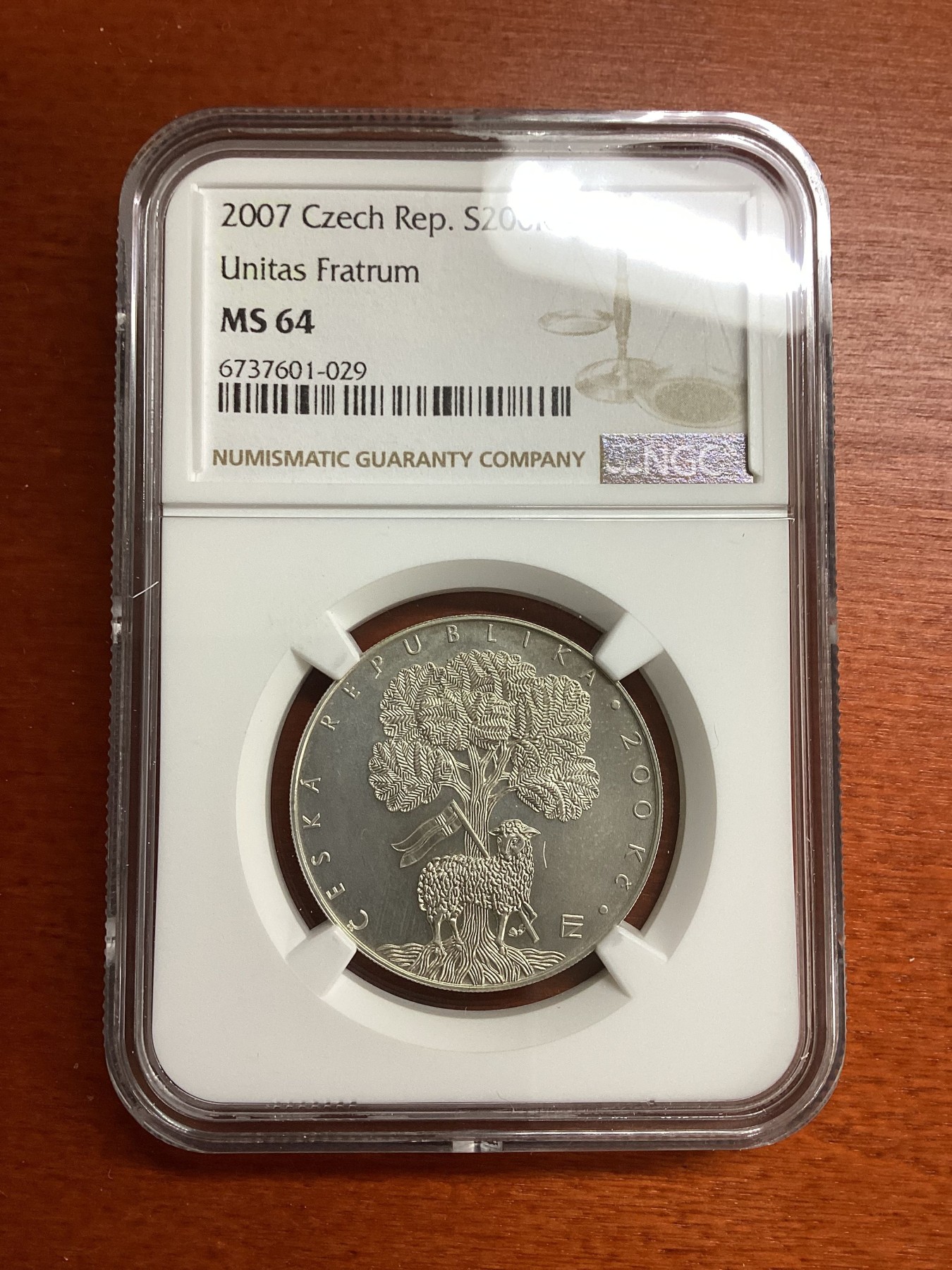 长老汇兔年精选第二场 2007 捷克兄弟会成立550年纪念200克朗银币，NGC MS64分，唯一冠军分，外网2000以上