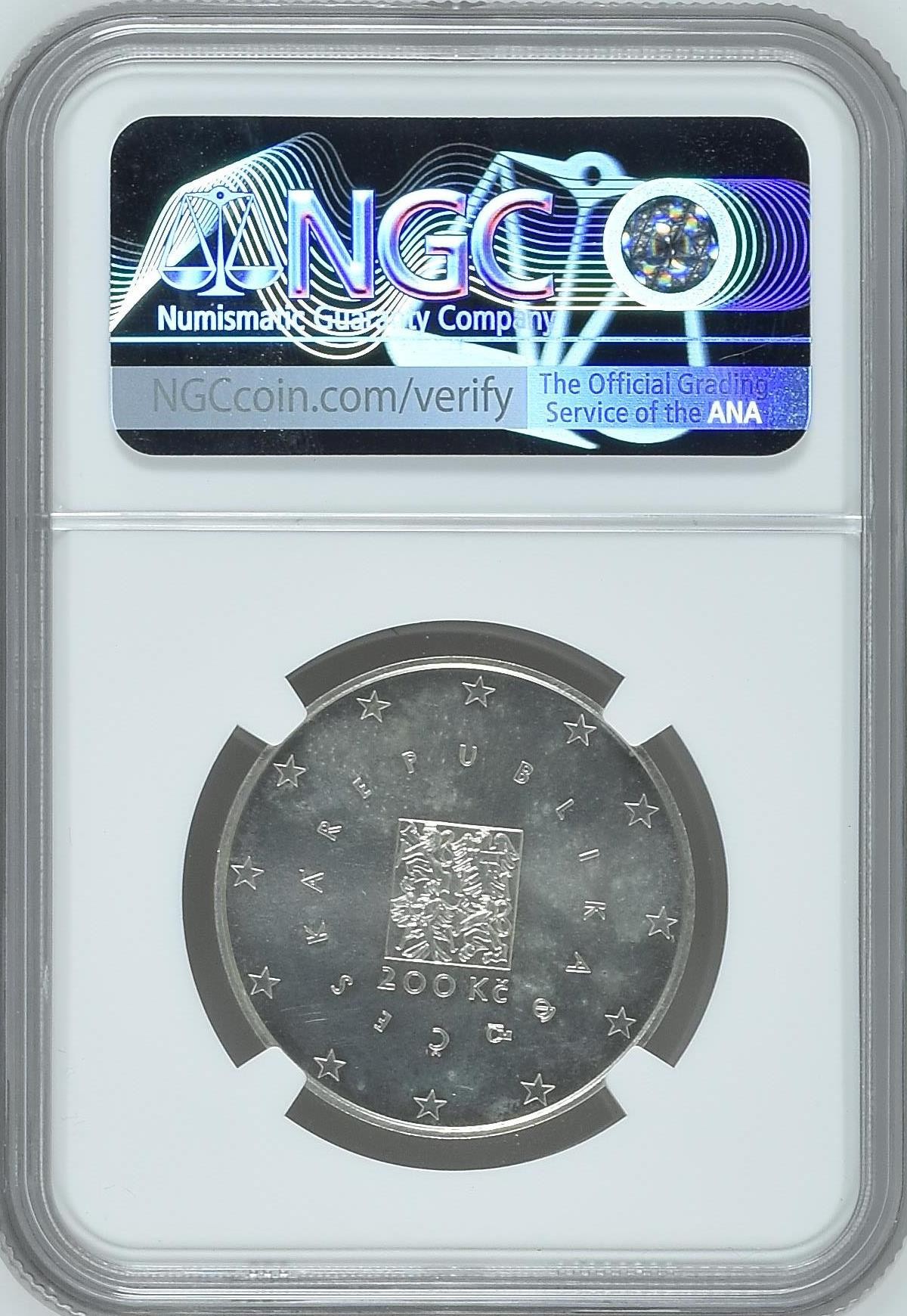 长老汇兔年精选第二场 2004 捷克加入欧盟200克朗银币，NGC MS65分，唯一冠军分