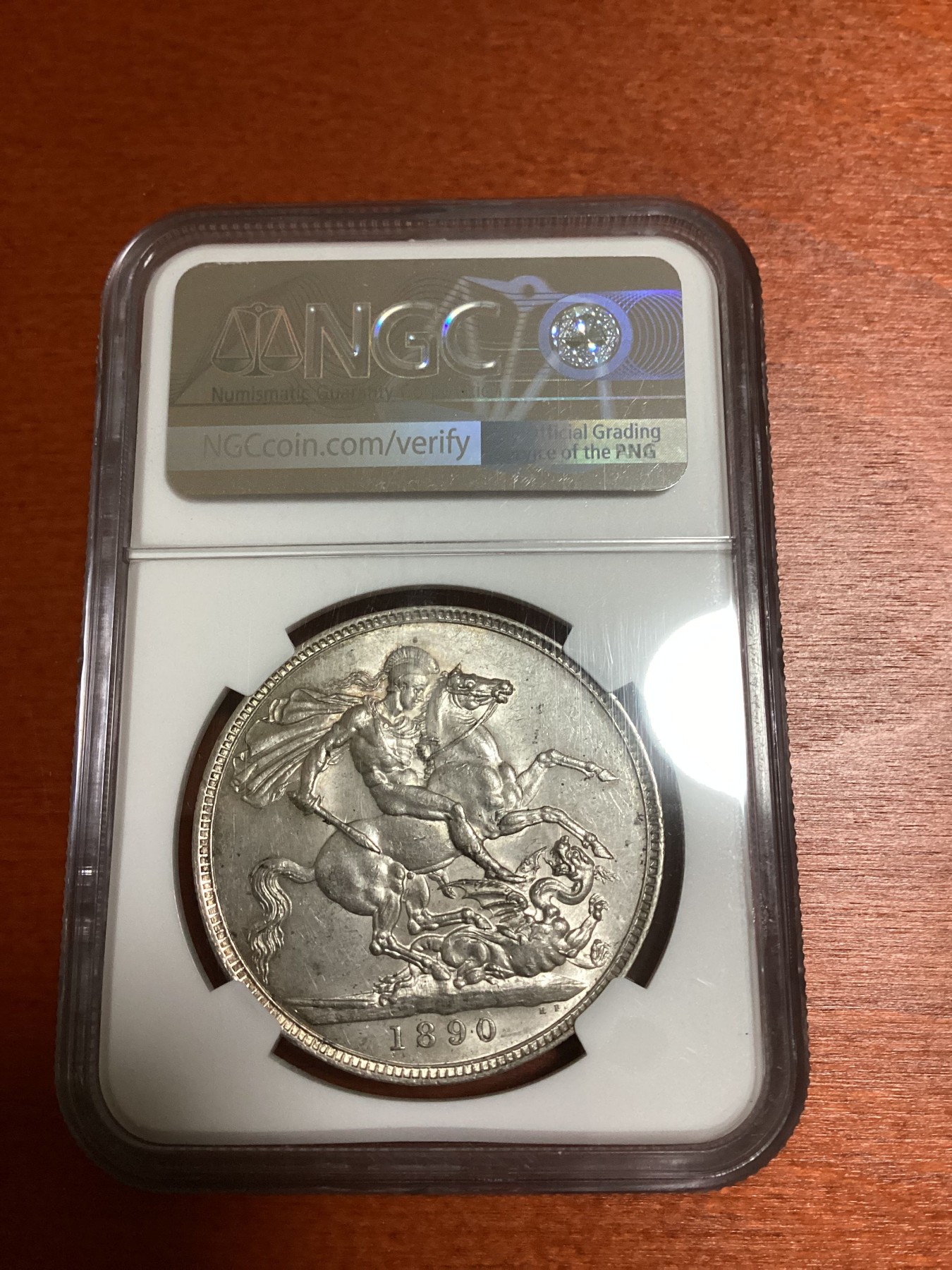 长老汇兔年精选第二场 1890 英国维多利亚高冠马剑1克朗大银币，NGC MS62分，特年