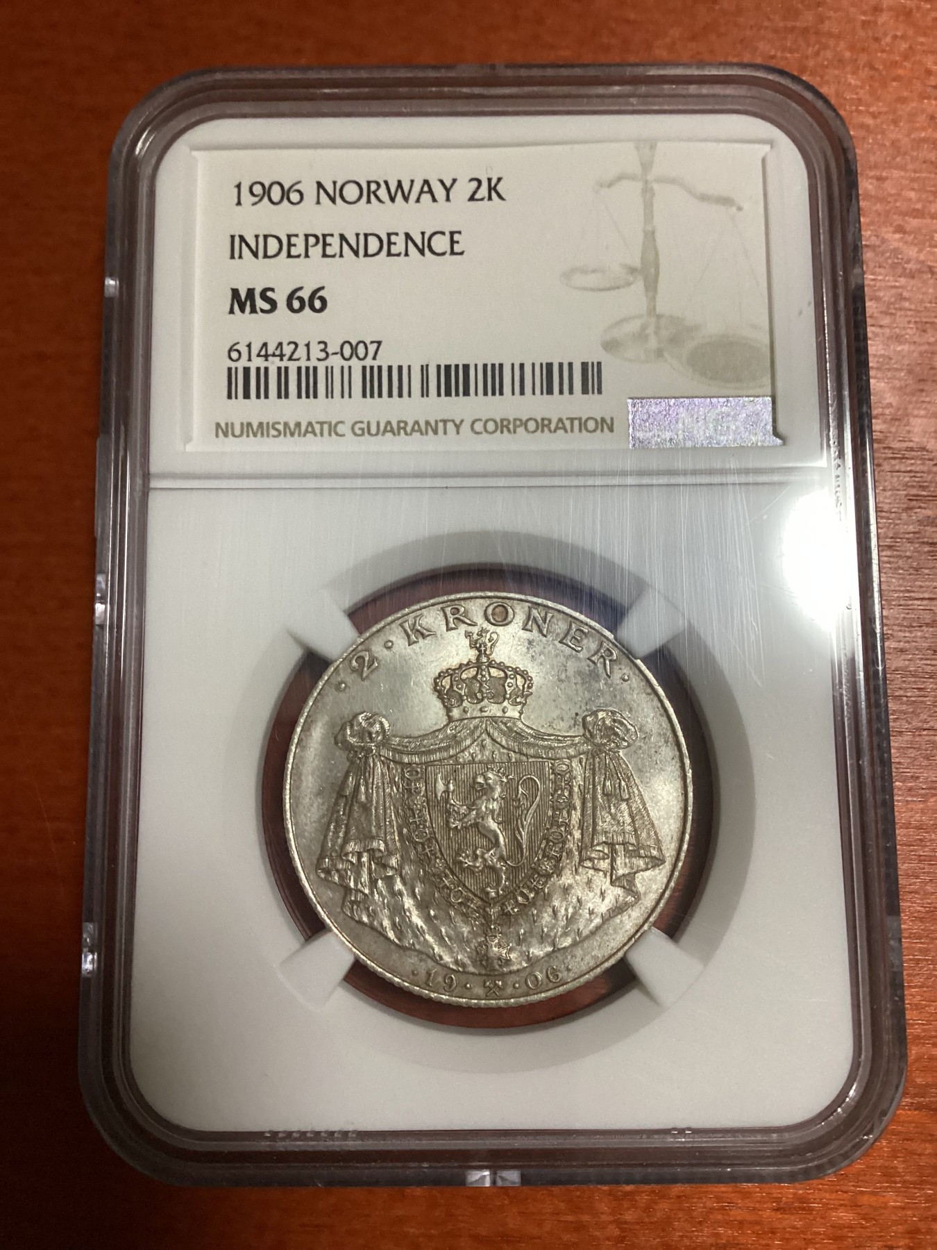 长老汇兔年精选第二场 1906 挪威独立2克朗纪念银币，NGC MS66分，更高分仅有13枚，官网63分标价285美金，这枚一直比较贵